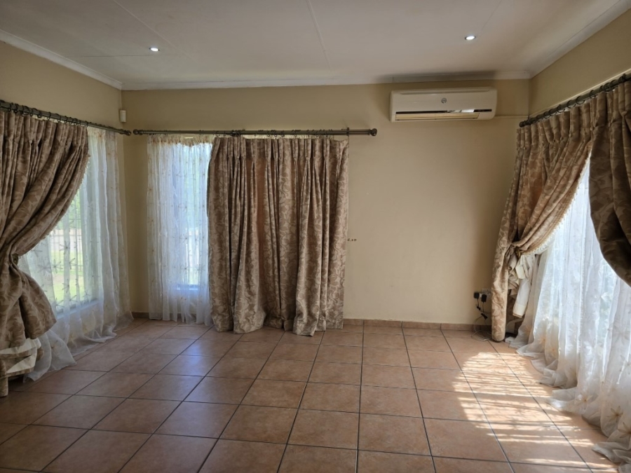 4 Bedroom Property for Sale in Phalaborwa Limpopo