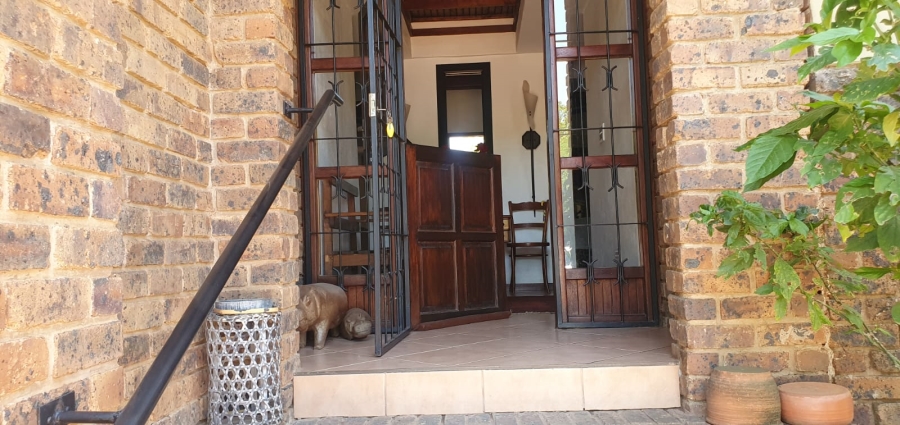 6 Bedroom Property for Sale in Marble Hall Limpopo