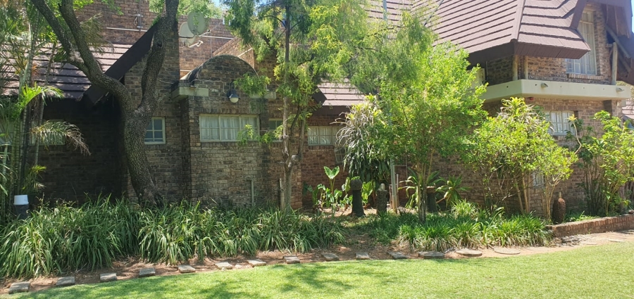 6 Bedroom Property for Sale in Marble Hall Limpopo