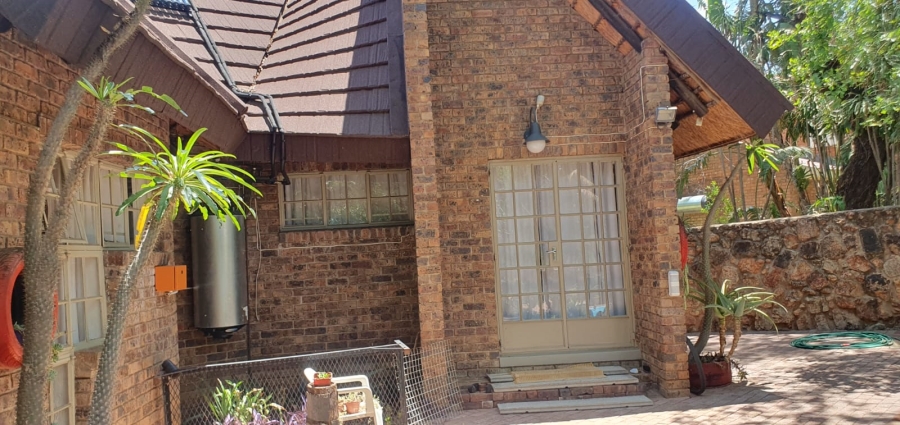 6 Bedroom Property for Sale in Marble Hall Limpopo