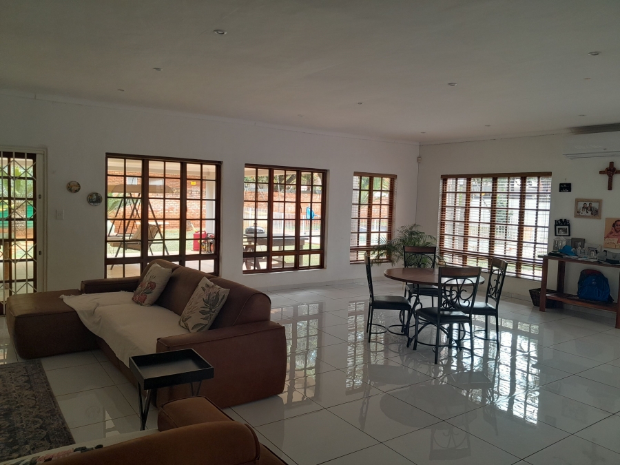 4 Bedroom Property for Sale in Chroompark Limpopo