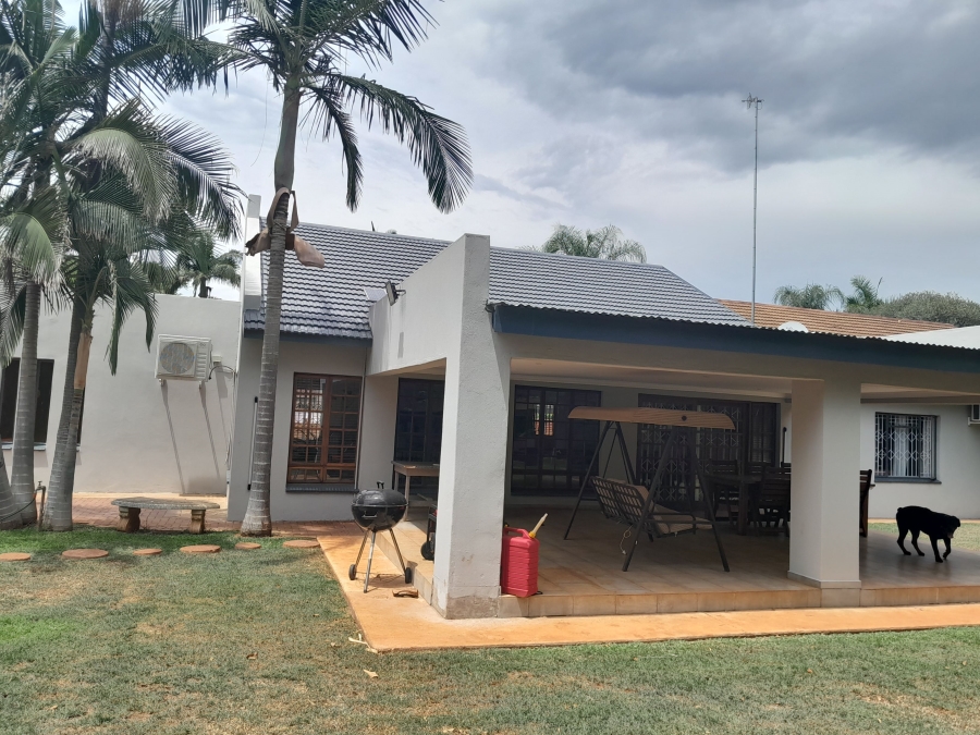 4 Bedroom Property for Sale in Chroompark Limpopo