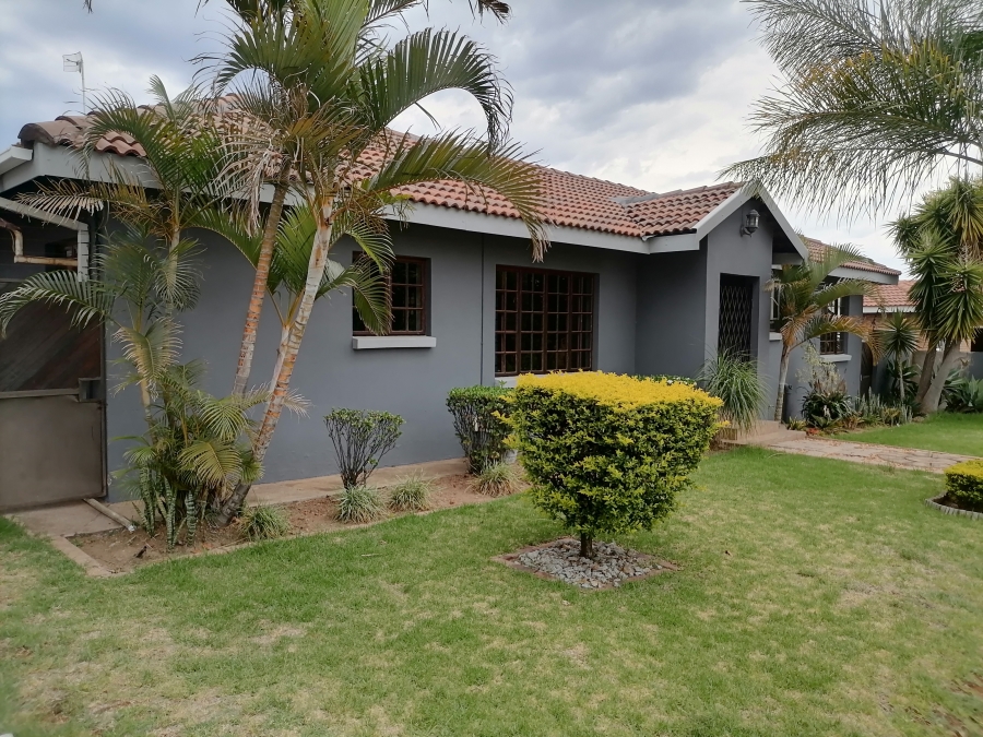 3 Bedroom Property for Sale in Acasia Estate Limpopo