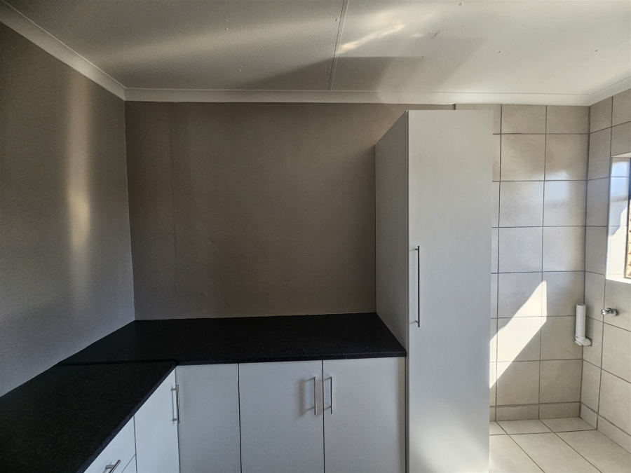 To Let 1 Bedroom Property for Rent in Hoedspruit Limpopo