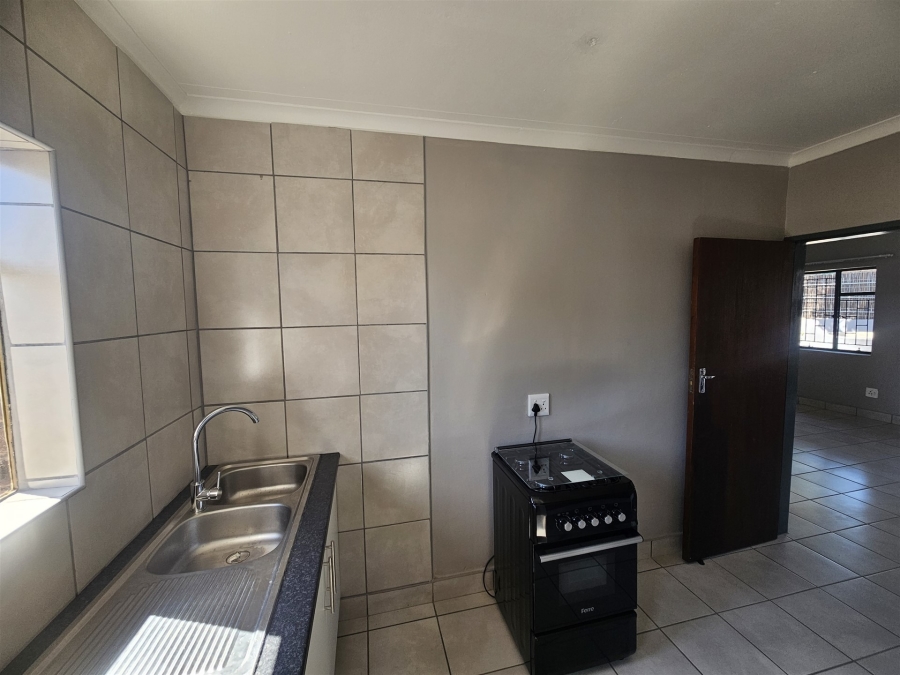 To Let 1 Bedroom Property for Rent in Hoedspruit Limpopo