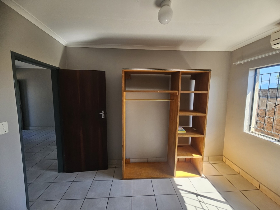 To Let 1 Bedroom Property for Rent in Hoedspruit Limpopo