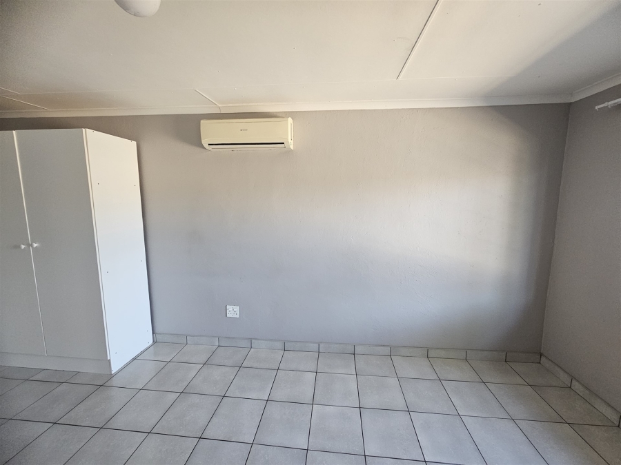 To Let 1 Bedroom Property for Rent in Hoedspruit Limpopo