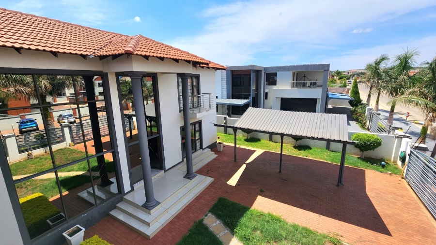 6 Bedroom Property for Sale in Bendor Limpopo