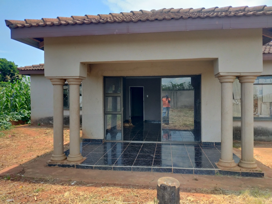 4 Bedroom Property for Sale in Tshisahulu Limpopo