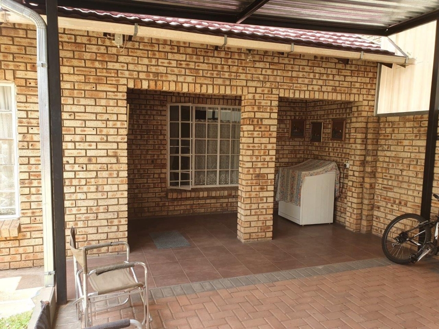 2 Bedroom Property for Sale in Modimolle Limpopo