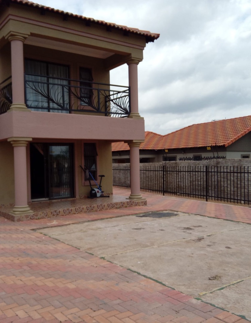 3 Bedroom Property for Sale in Bendor Limpopo