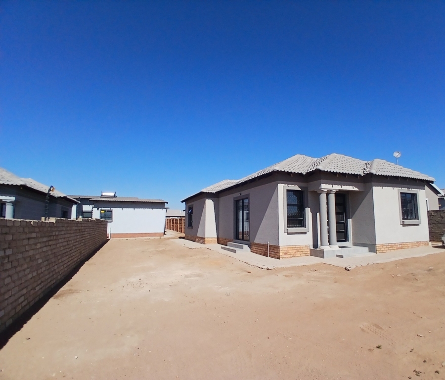 3 Bedroom Property for Sale in Bendor Limpopo