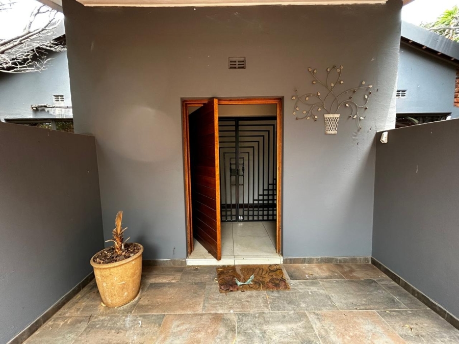 To Let 4 Bedroom Property for Rent in Chroompark Limpopo