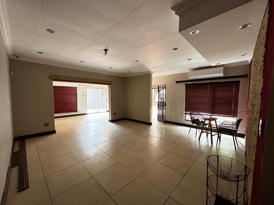 To Let 4 Bedroom Property for Rent in Chroompark Limpopo