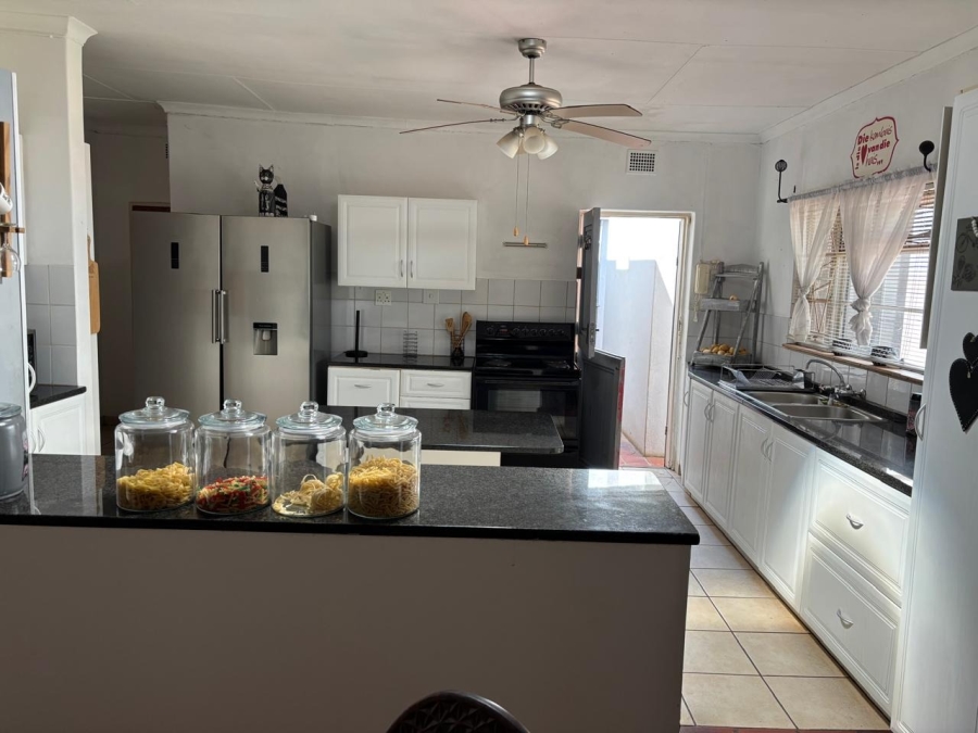 4 Bedroom Property for Sale in Trim Park Limpopo