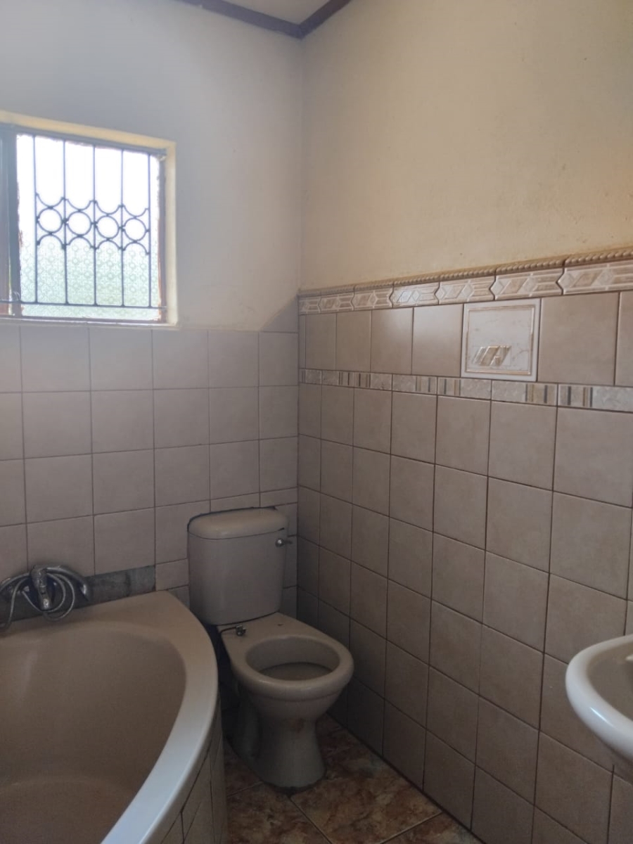 To Let 3 Bedroom Property for Rent in Muledane Limpopo