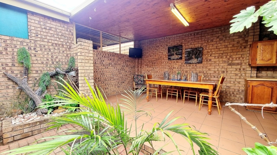 3 Bedroom Property for Sale in Modimolle Limpopo