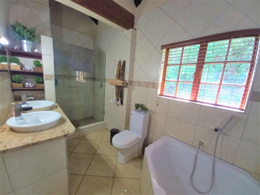 4 Bedroom Property for Sale in Dalmada A H Limpopo