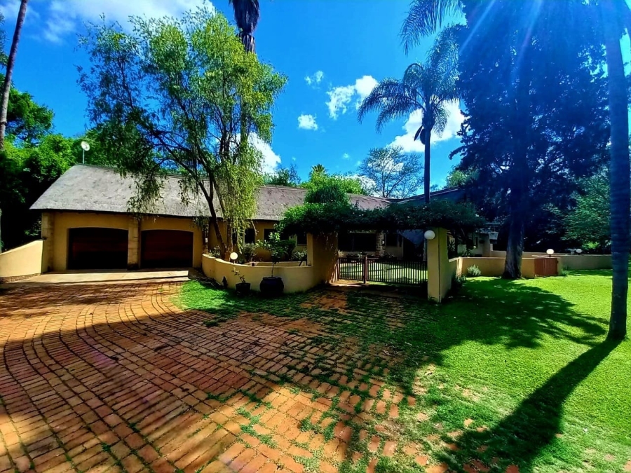 4 Bedroom Property for Sale in Dalmada A H Limpopo