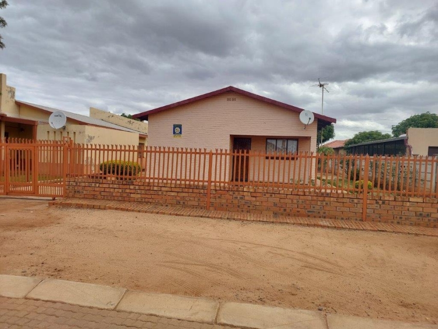 3 Bedroom Property for Sale in Lebowakgomo Zone A Limpopo