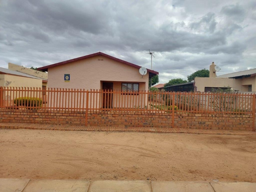 3 Bedroom Property for Sale in Lebowakgomo Zone A Limpopo