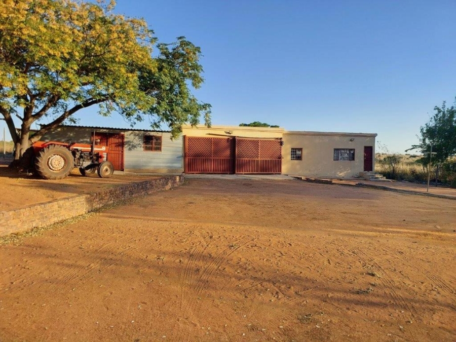 3 Bedroom Property for Sale in Leeukuil AH Limpopo