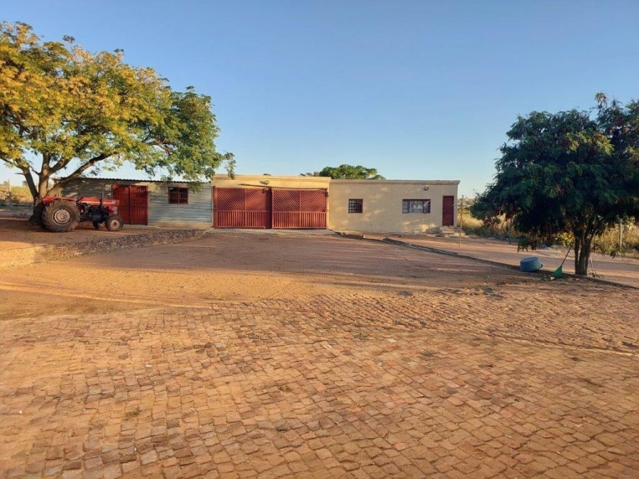 3 Bedroom Property for Sale in Leeukuil AH Limpopo