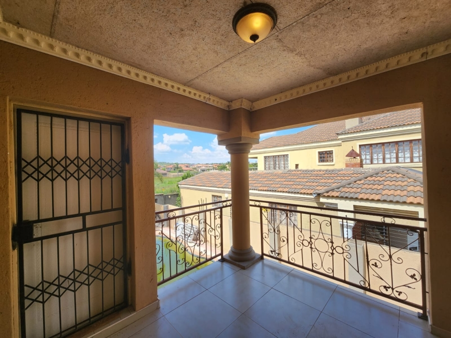 5 Bedroom Property for Sale in Serala View Limpopo