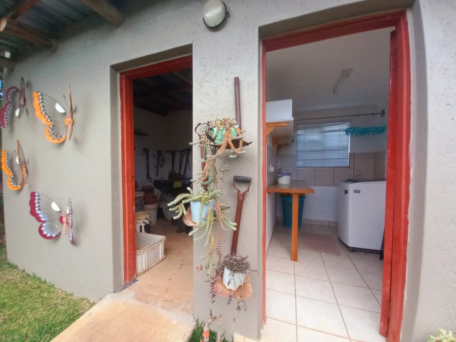 10 Bedroom Property for Sale in Elmadal AH Limpopo