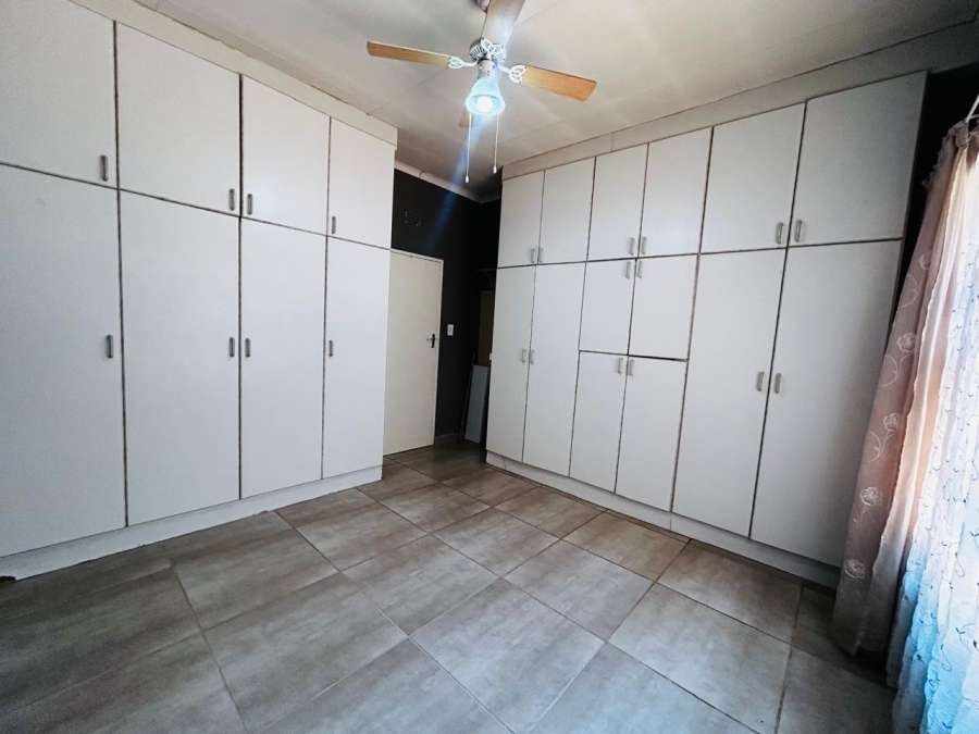 4 Bedroom Property for Sale in Impala Park Limpopo