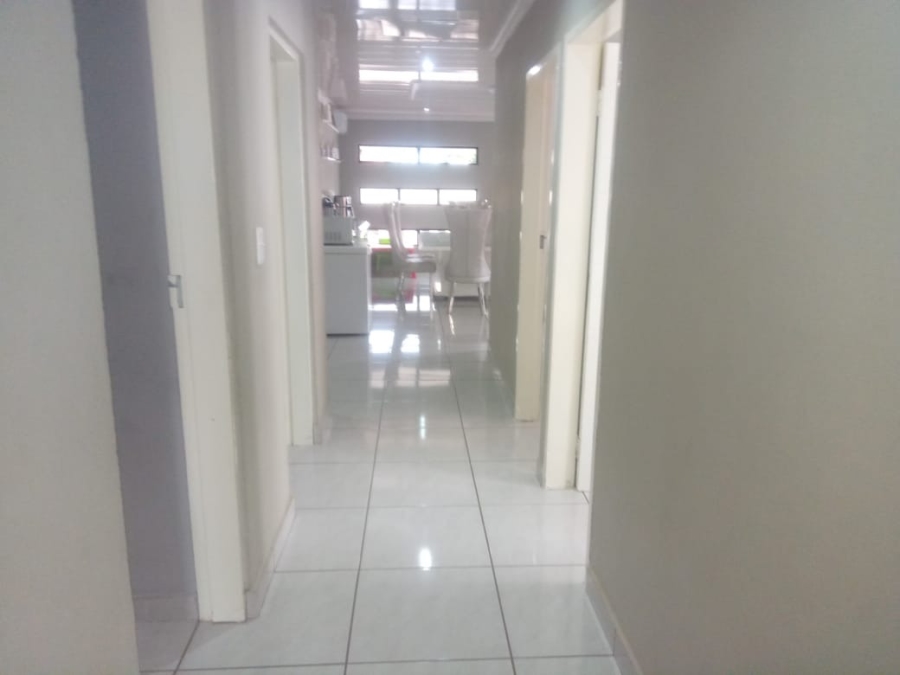 4 Bedroom Property for Sale in Northam Limpopo