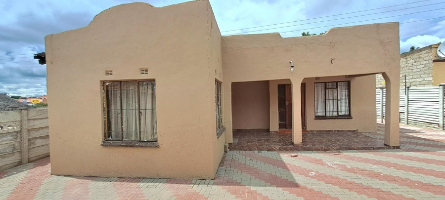 2 Bedroom Property for Sale in Seshego H Limpopo