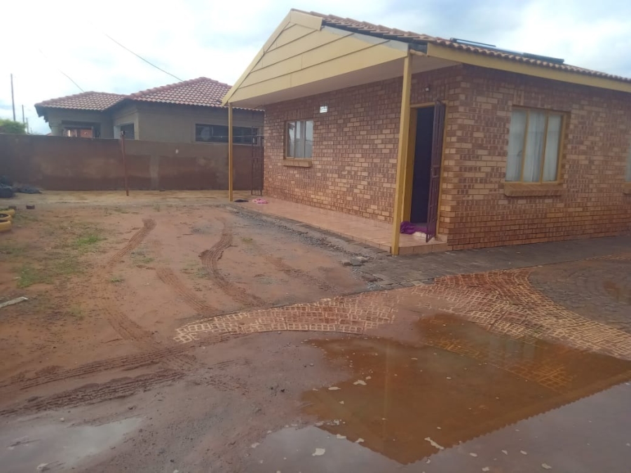 2 Bedroom Property for Sale in Northam Limpopo