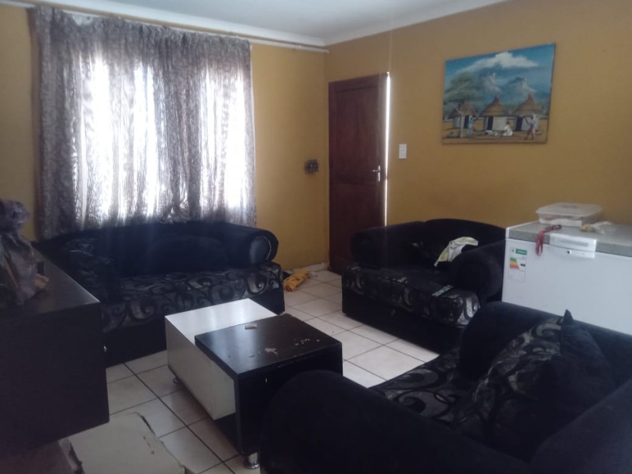 2 Bedroom Property for Sale in Northam Limpopo