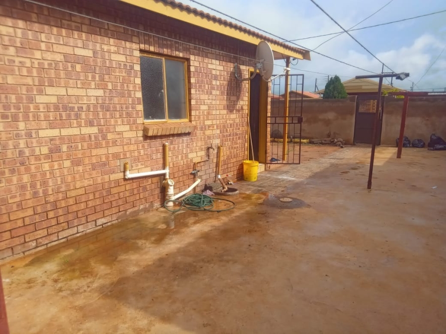 2 Bedroom Property for Sale in Northam Limpopo