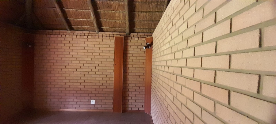 To Let 2 Bedroom Property for Rent in Mokopane Central Limpopo