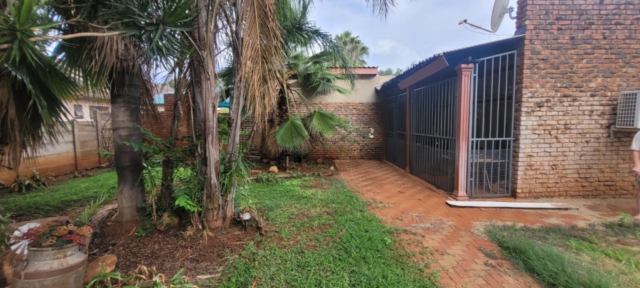 4 Bedroom Property for Sale in Impala Park Limpopo