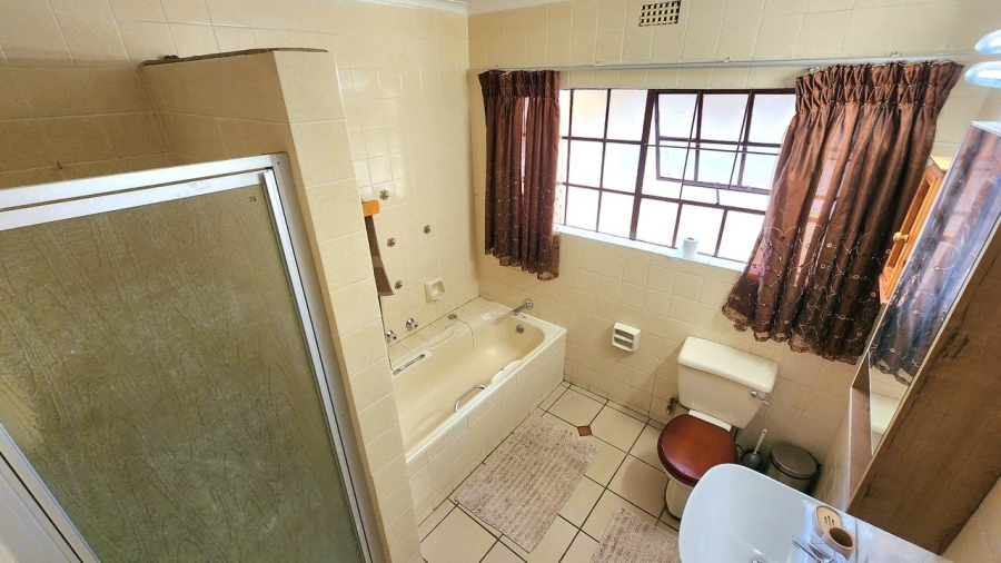 3 Bedroom Property for Sale in Bendor Limpopo