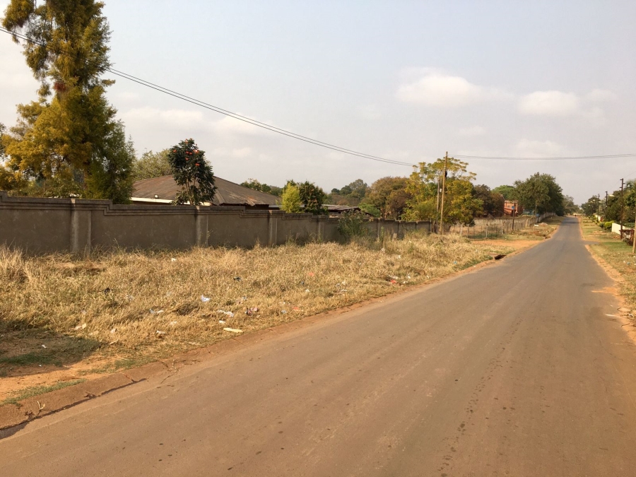 0 Bedroom Property for Sale in Shayandima Limpopo