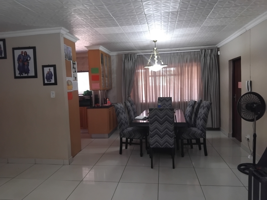 5 Bedroom Property for Sale in Flora Park Limpopo