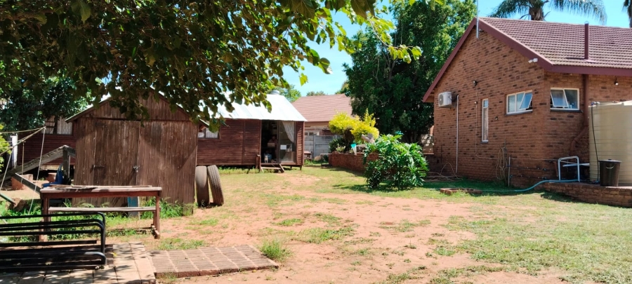 3 Bedroom Property for Sale in Sterpark Limpopo