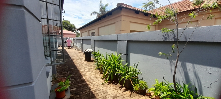 3 Bedroom Property for Sale in Chroompark Limpopo