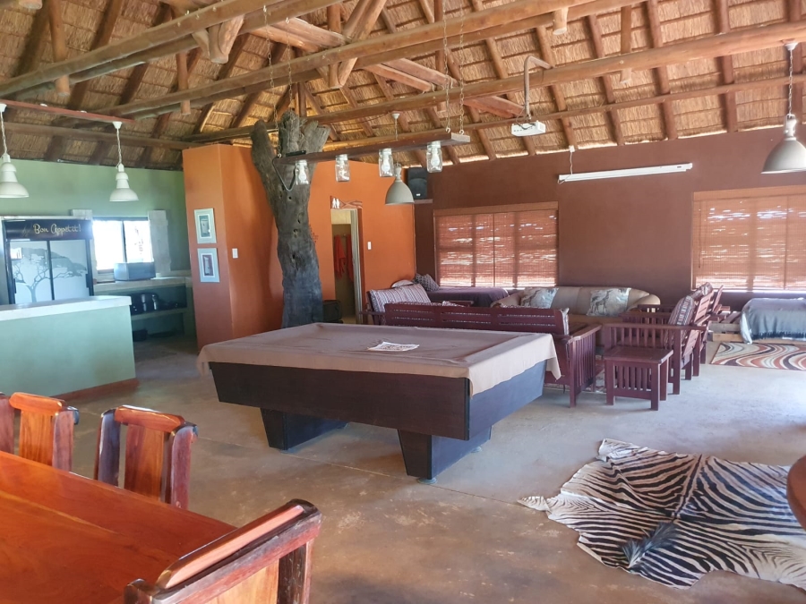 5 Bedroom Property for Sale in Roedtan Limpopo