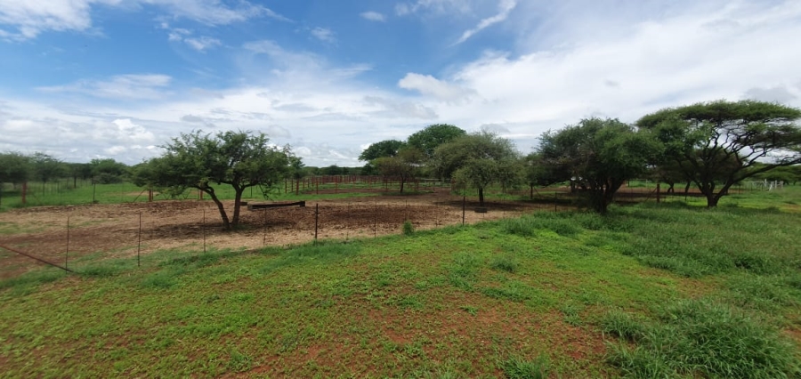 5 Bedroom Property for Sale in Roedtan Limpopo