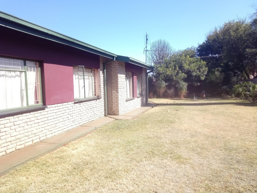 To Let 3 Bedroom Property for Rent in Impala Park Limpopo