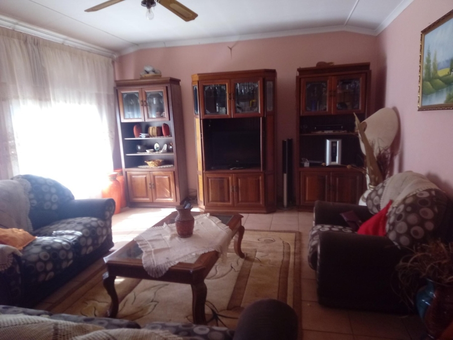 To Let 3 Bedroom Property for Rent in Impala Park Limpopo