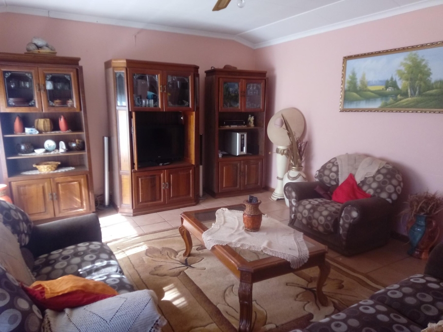 To Let 3 Bedroom Property for Rent in Impala Park Limpopo