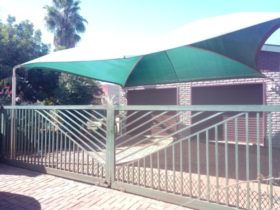 To Let 3 Bedroom Property for Rent in Impala Park Limpopo