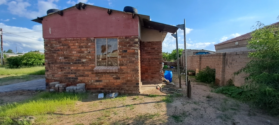 2 Bedroom Property for Sale in Madiba Park Limpopo