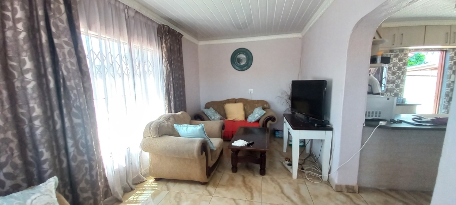 5 Bedroom Property for Sale in Flora Park Limpopo